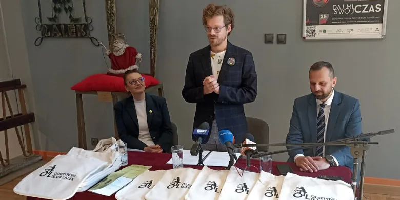 Olsztyński Teatr Lalek "rozbił bank" i jest gotowy na więcej. W sezonie 2025/2026 aż dwie premiery dla dorosłych