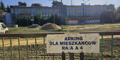 Kompleks sportowy na Zatorzu coraz bliżej. Trwają prace nad boiskiem i bieżnią [ZDJĘCIA]