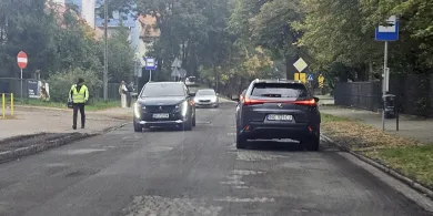 Drogowcy wrócili na ul. Zientary-Malewskiej i usunęli asfalt [ZDJĘCIA]