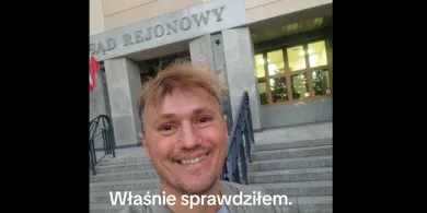 Nie ma to jak... randka po rozwodzie. Tiktoker szukał miłości przed olsztyńskim sądem. Co poszło nie tak? [WIDEO]
