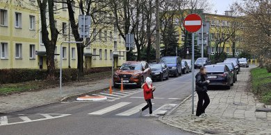 Artykuł: Ruch na ul. Puszkina znowu jest dwukierunkowy. „Mamy to!”