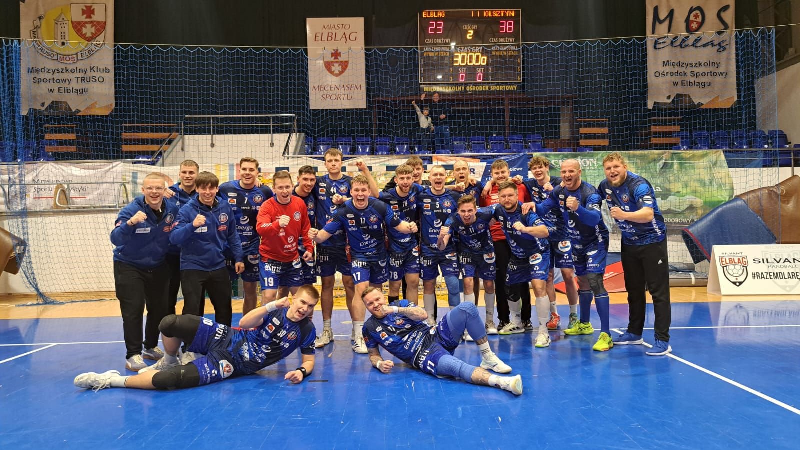 Piłka ręczna. Warmia Energa zdeklasowała zespół z Elbląga; Szczypiorniak czerwoną latarnią ligi