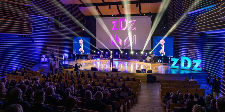 Jubileusz W-M ZDZ z mocnym akcentem! Minister edukacji, Barbara Nowacka, ogłasza nowy projekt dla Olsztyna