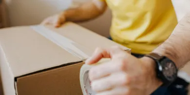Jak zapakować paczkę, żeby dotarła w całości?