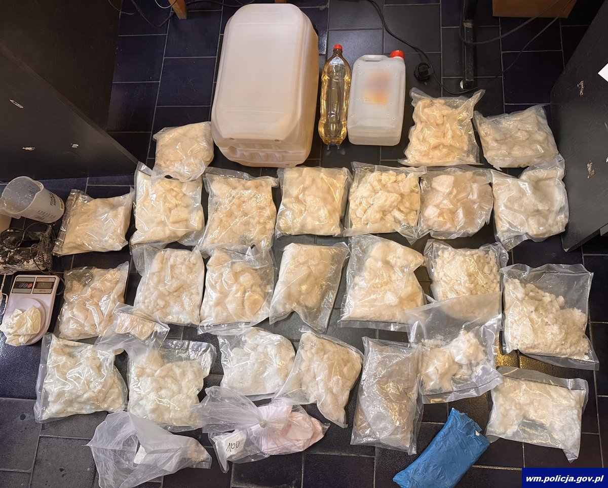 Cios w przestępczość narkotykową. W powiecie ostródzkim znaleziono ponad 50 kg zakazanych substancji