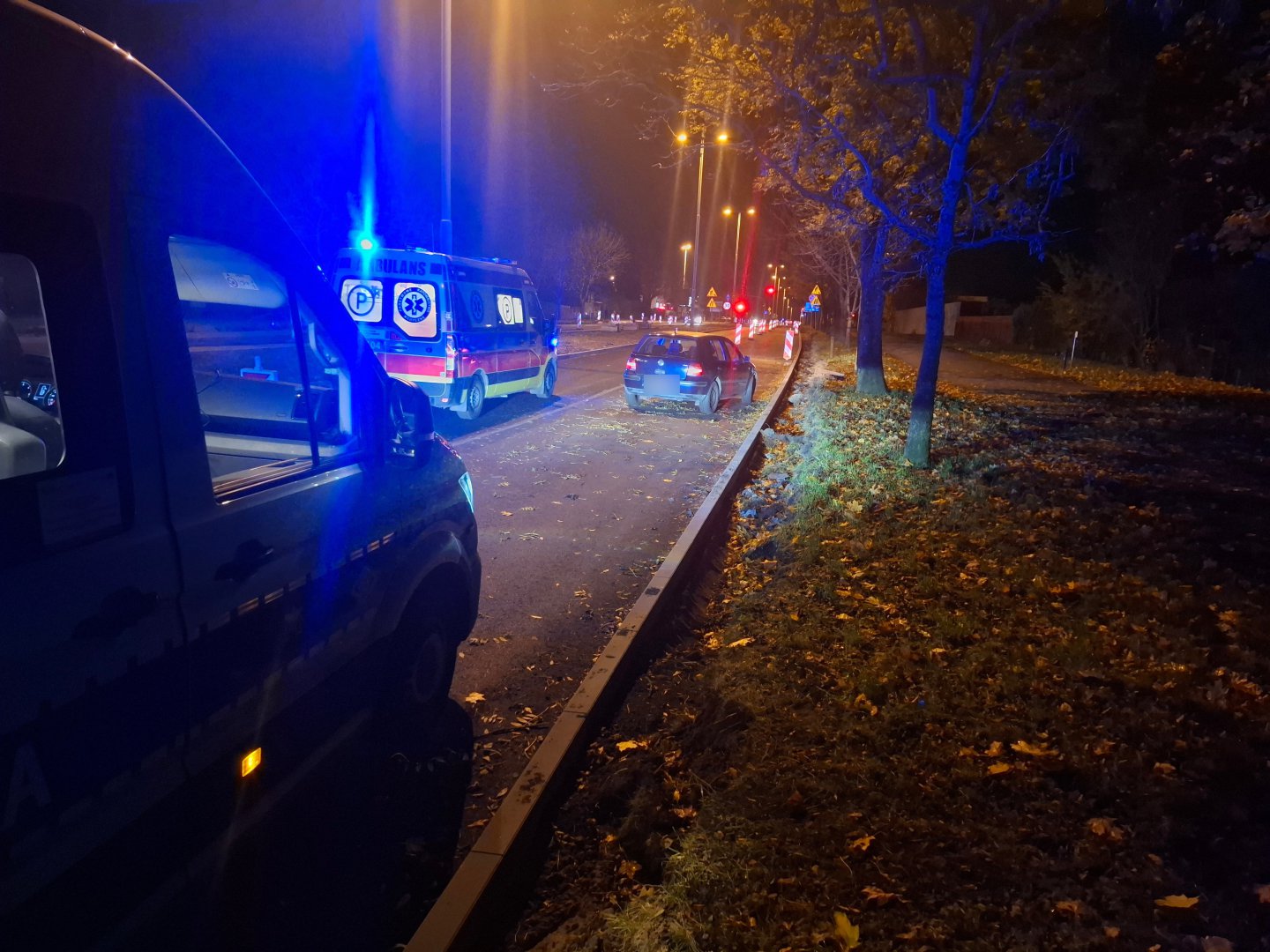 Potrącenie na ul. Pstrowskiego w Olsztynie. 59-latka poza przejściem, kierowca po alkoholu