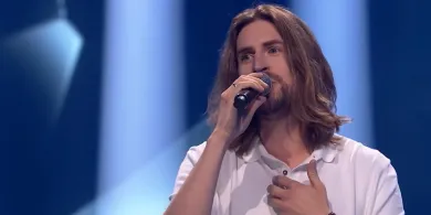 Wykładowca UWM, Łukasz Reks podbija scenę The Voice Of Poland! [WIDEO]