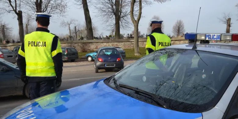 Akcja "Znicz" w powiecie olsztyńskim: 43 kolizje drogowe, w większości tzw. szkody parkingowe