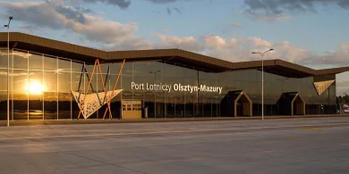 Wzrost liczby pasażerów i inwestycja za ponad 100 mln zł. Oto plany portu w Szymanach