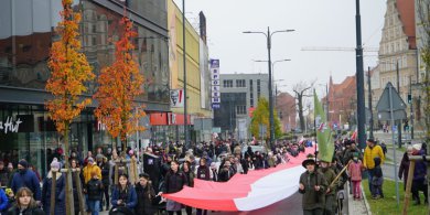 Artykuł: 11 listopada w regionie: uroczystości, biegi, filmy i potańcówka. Olsztyn i Bartoszyce świętują 107 lat niepodległości [PROGRAM]