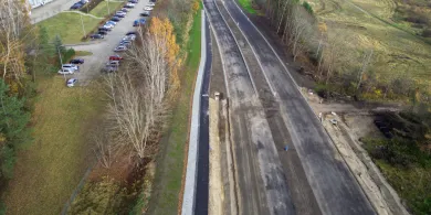 Prace na wyjeździe z Olsztyna postępują. Kiedy pojedziemy dwupasmówką? [ZDJĘCIA]