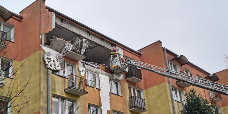 Braniewo. Wybuch gazu w budynku wielorodzinnym. Ewakuowano 50 osób [ZDJĘCIA]