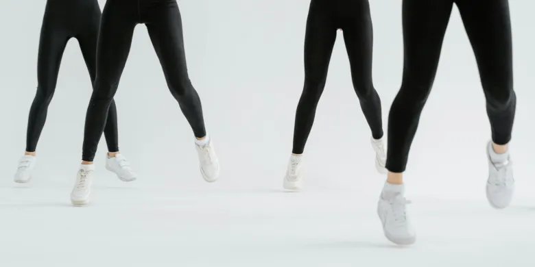 Legginsy damskie i getry – połączenie komfortu, stylu i kobiecości w każdej sytuacji