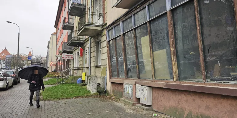 Zatorze. Artystka chce stworzyć "dzielnicową świetlicę" w miejscu dawnej drogerii [ZDJĘCIA]