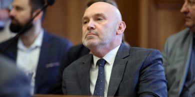 Artykuł: Radny PiS wykluczony z partii. „Współczuję tym, którzy naginają karku”