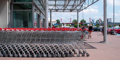 Artykuł: Dyskonty wciąż utrzymują silną pozycję na rynku, ale pozostałe formaty zyskują na znaczeniu