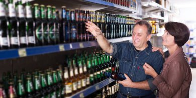 Artykuł: Droższy alkohol od stycznia 2026 r. Rząd stawia na wyższe wpływy i zdrowie Polaków