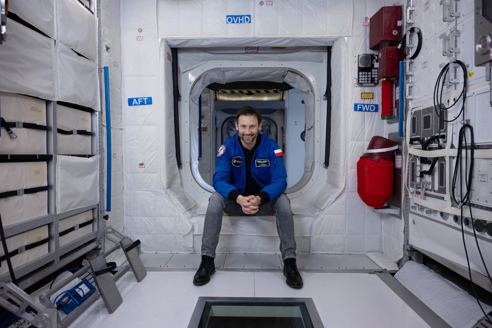 Zmiana godziny spotkania ze Sławoszem Uznańskim-Wiśniewskim w Olsztynie