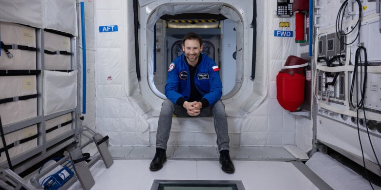 Zmiana godziny spotkania ze Sławoszem Uznańskim-Wiśniewskim w Olsztynie