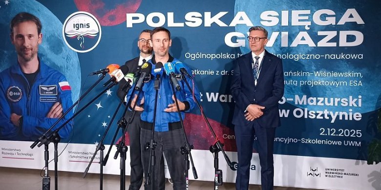 „Jest moda na naukę”. Olsztyn jednym z przystanków trasy polskiego astronauty, Sławosza Uznańskiego-Wiśniewskiego