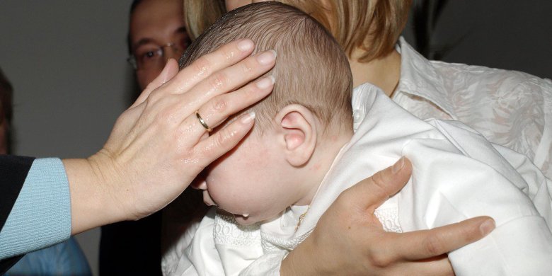 Srebrny obrazek na chrzest – ponadczasowa pamiątka o wyjątkowym znaczeniu