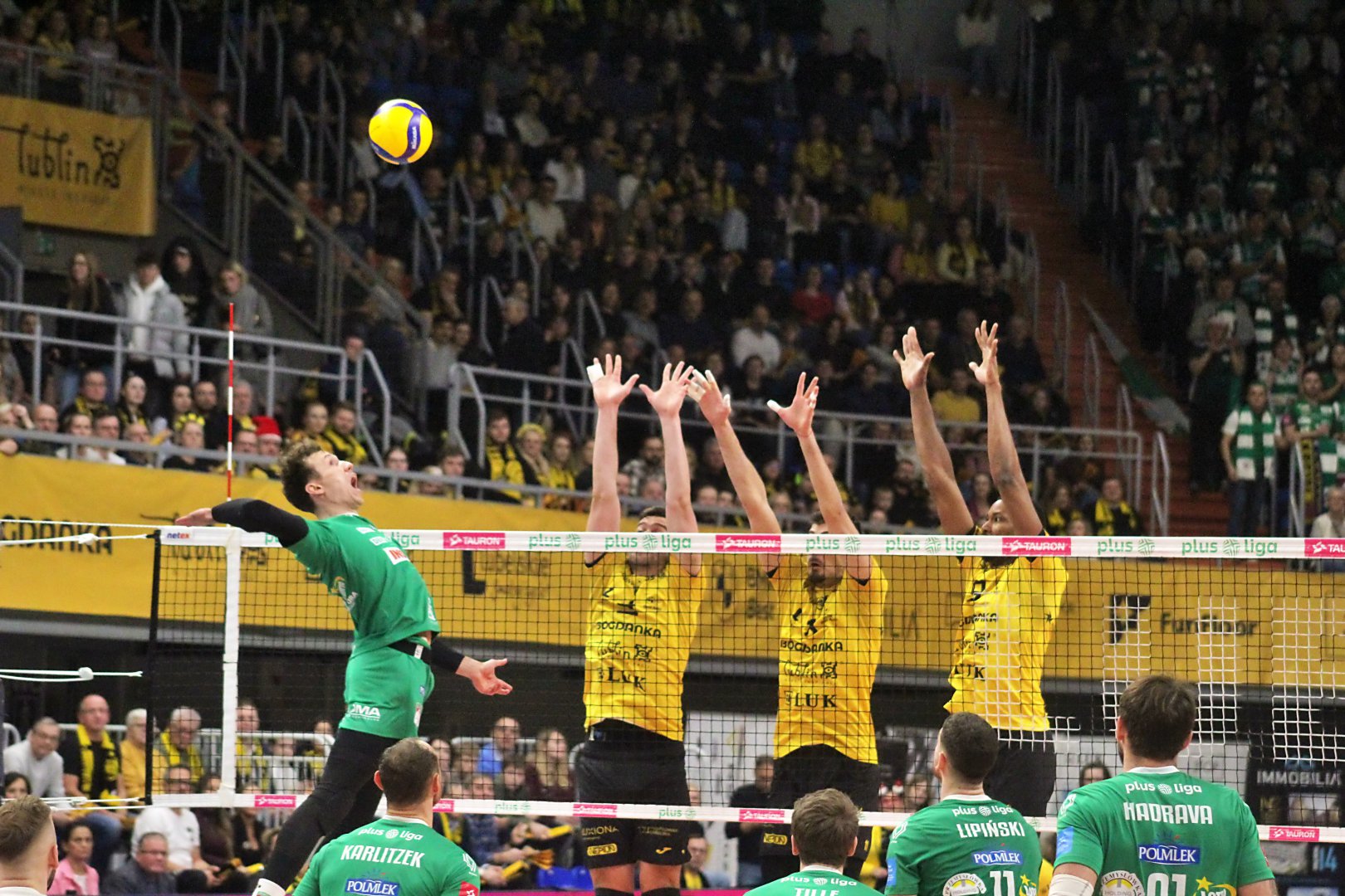 Siatkówka. Mistrz Polski nie dał szans zespołowi z Olsztyna