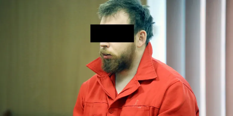 Olsztyn. 22-letni Mateusz S. skazany za zabójstwo ojca