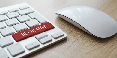 Projektowanie logo dla firm – od pierwszej kreski do symbolu, który sprzedaje emocje