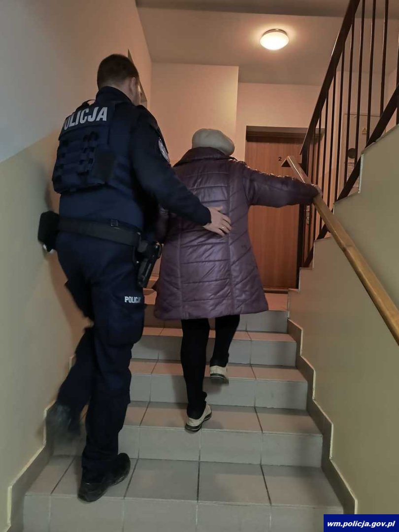 Osiedle Pieczewo. Nie przeszedł obojętnie, tylko pomógł 90-latce w potrzebie