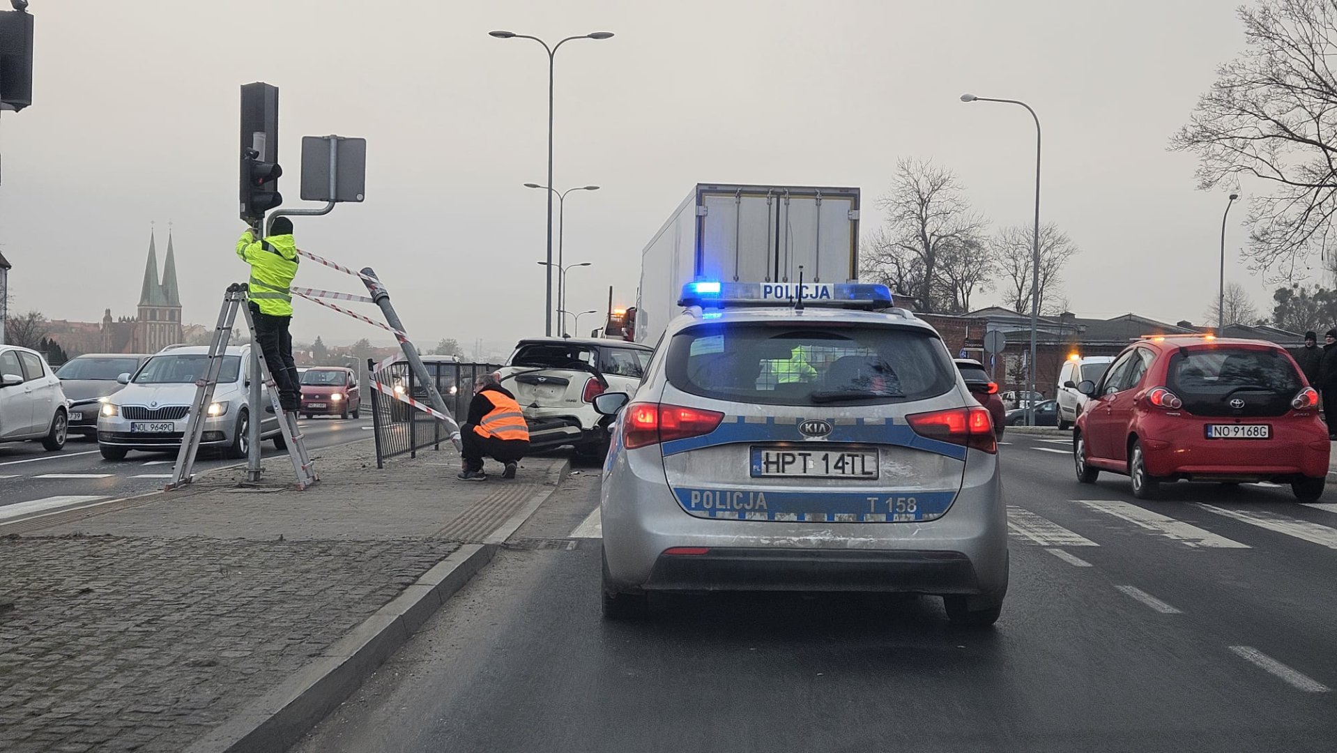 Kolizja na dawnej Artyleryjskiej. Sprawcą 56-letni kierowca ciężarówki