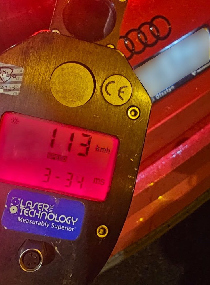 "Rozbujał" audi do 113 km/h na al. Warszawskiej w Olsztynie. Co jeszcze działo się na drogach naszego powiatu w miniony weekend?