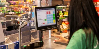 Wyścig o klienta osłabił przedświąteczne podwyżki. Szczególnie widać to po cenach żywności