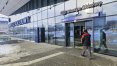 Drzwi wejściowe na dworzec w Olsztynie są uszkodzone