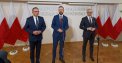 Od lewej: burmistrz Braniewa, Tomasz Sielicki, wicepremier Władysław Kosiniak-Kamysz i wojewoda Radosław Król