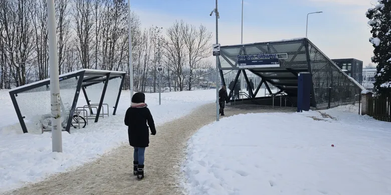 Olsztyn. Przy dworcu PKP będzie "kiss & ride". To ułatwienie dla podjeżdżających od strony Zatorza