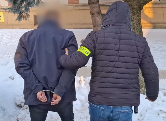 Mężczyźni spod Olsztyna mieli oszukać ARiMR na 500 tys. zł. 59- i 49-latek usłyszeli zarzuty