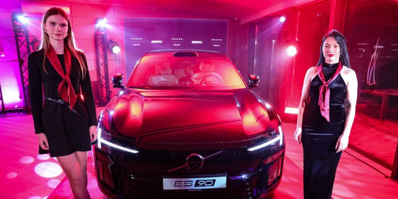Za nami oficjalna premiera Volvo ES90 [ZDJĘCIA]