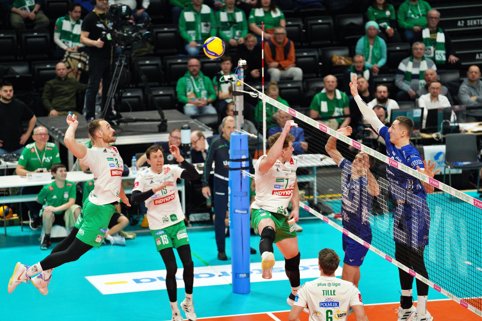 Siatkówka. Przebudzenie outsidera i wspaniałe siatkarskie widowisko w Olsztynie