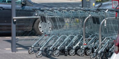Artykuł: Nowa wojna handlowa na rynku. Narasta konkurencja między dyskontami a sklepami convenience