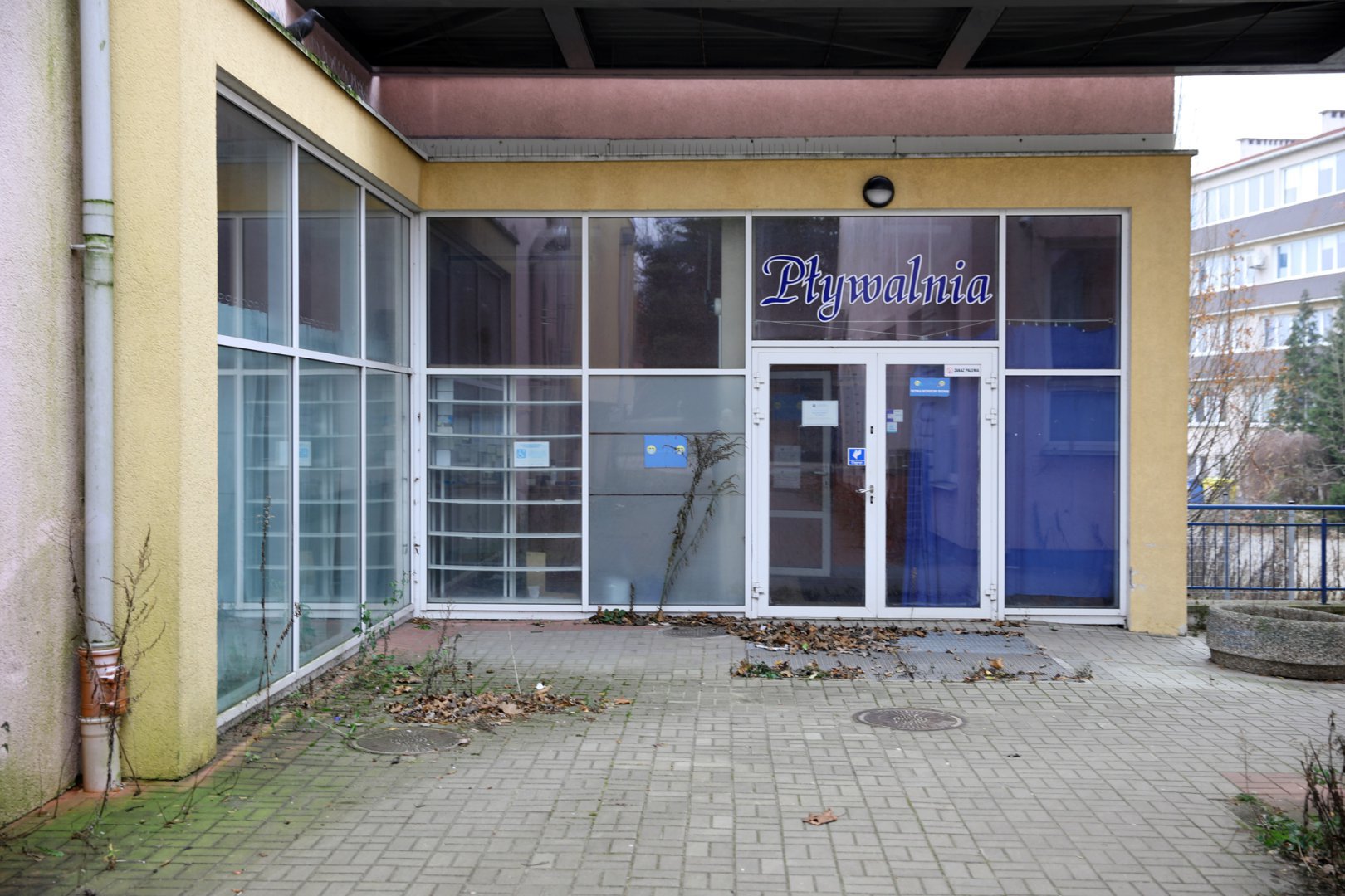 Za basen przy ul. Bydgoskiej w Olsztynie jak za złoto. Miasto poznało wycenę działki