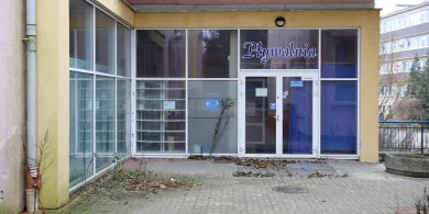 Za basen przy ul. Bydgoskiej w Olsztynie jak za złoto. Miasto poznało wycenę działki