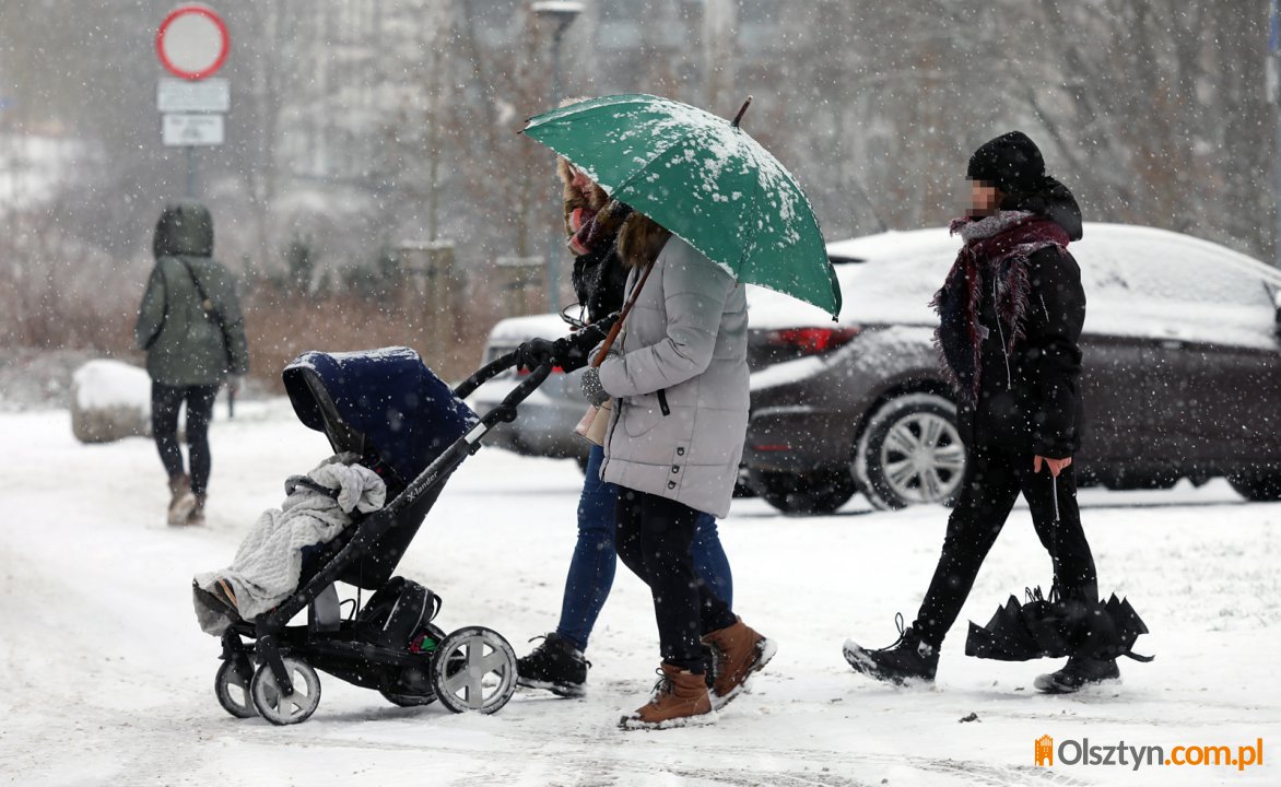 Siarczyste mrozy znów uderzą w Warmię i Mazury. Sprawdź prognozy i punkty ogrzewania w regionie