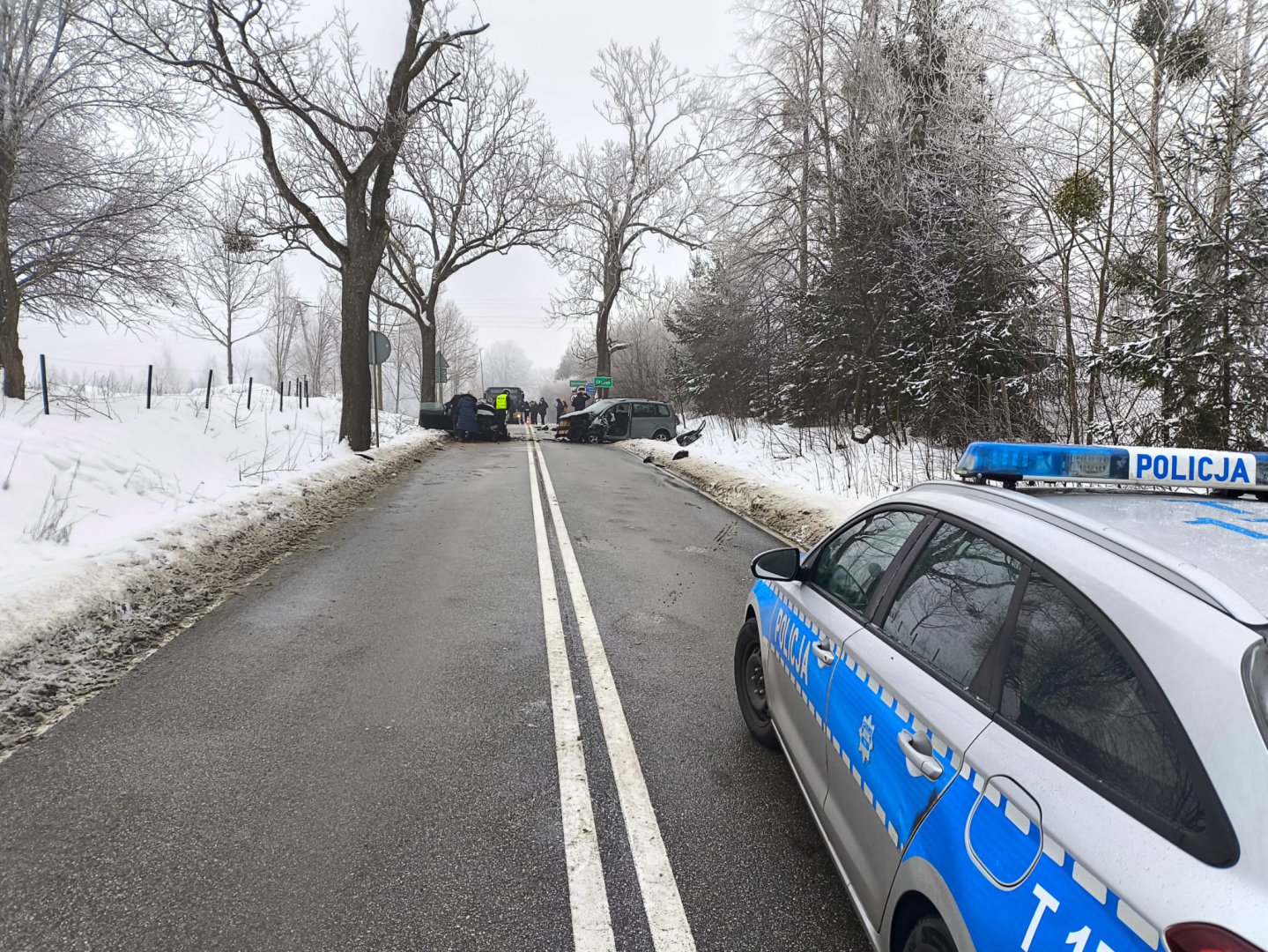 Czołówka na wyjeździe z Olsztyna. Droga będzie zablokowana przez kilka godzin