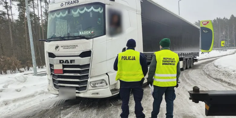 "Truck and Bus" na Warmii i Mazurach.  Ponad 400 kontroli, 1 kierowca zatrzymany