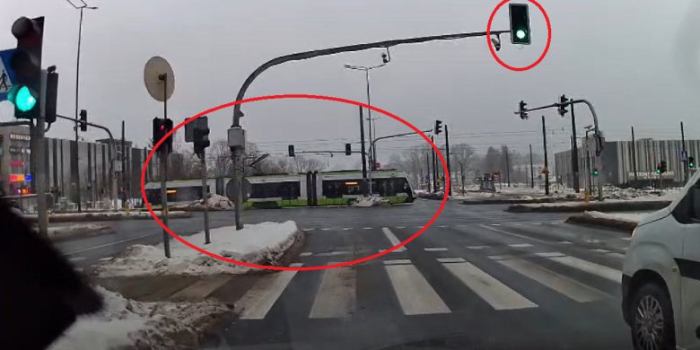 Olsztyn. Tramwaj zablokował przejazd na al. Sikorskiego. Sprawa trafiła do ZDZiT-u [WIDEO]