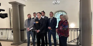 Porodówka to nie luksus. Radni wojewódzcy z ramienia PiS krytykują zarządzanie środkami publicznymi