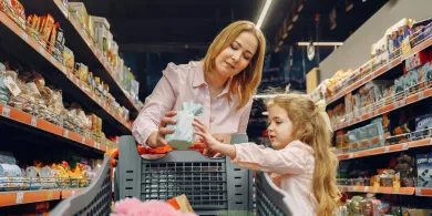 Nowe dane nie pozostawiają złudzeń. Ceny w sklepach wciąż rosną szybciej niż ogólny poziom inflacji
