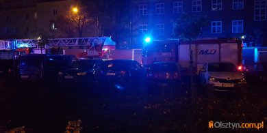 Artykuł: Nocny pożar przy ul. Rataja w Olsztynie. Ewakuowano 50 osób, podstawiono autobus MPK