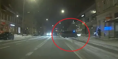 Tajemnicza akcja służb na ul. Partyzantów w Olsztynie [WIDEO]