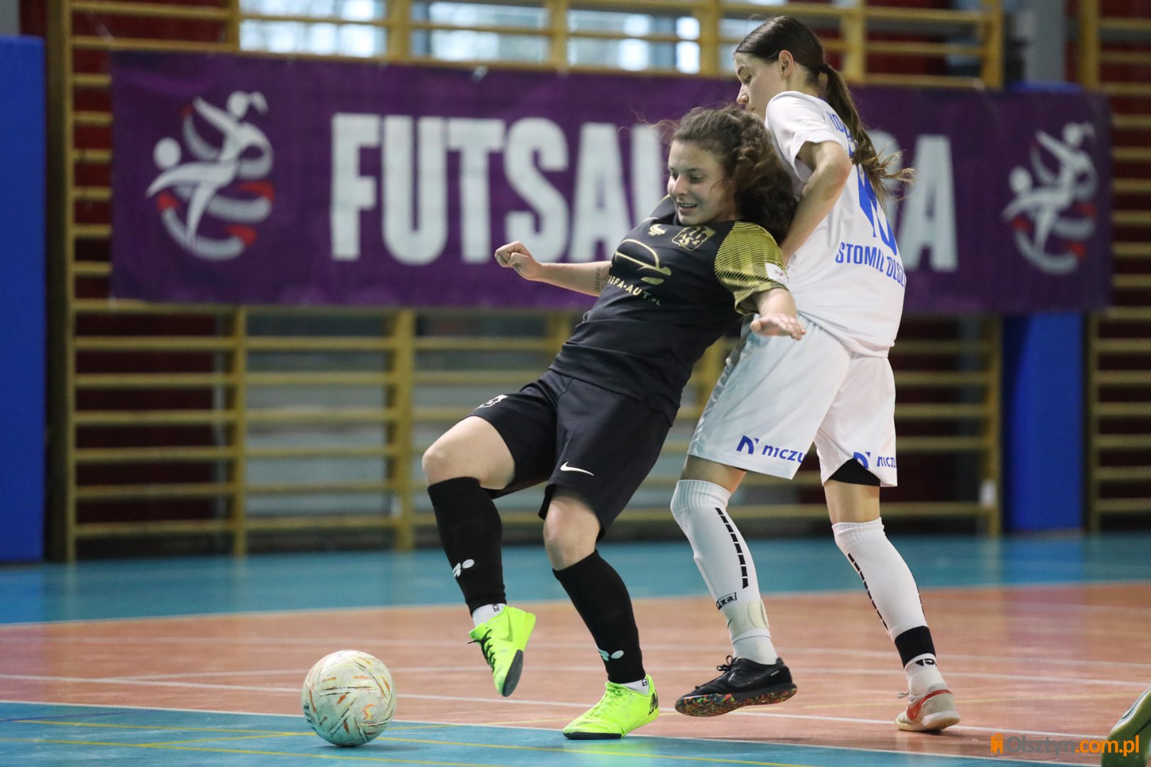 Piłkarki AZS-u UWM High Heels Olsztyn wygrały ligę; Stomil na 6. pozycji